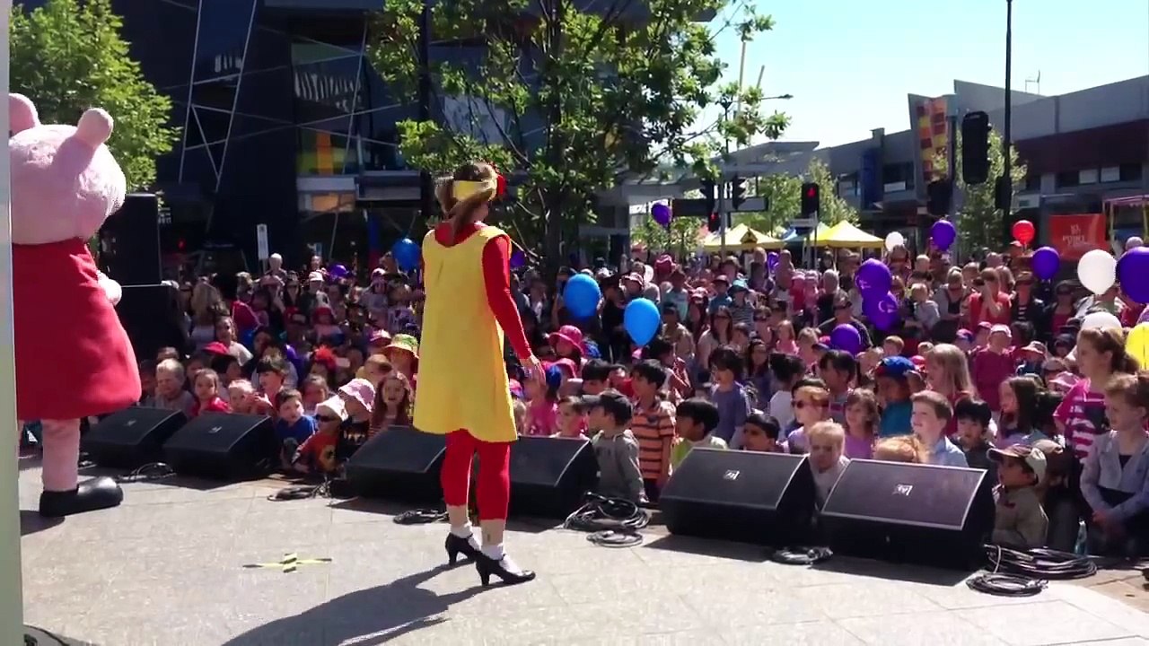 Krish and Peppa pig live