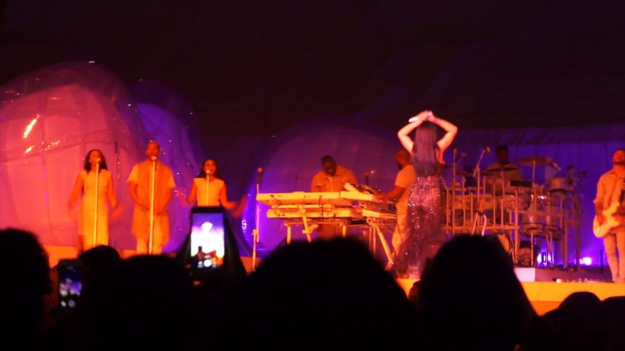 VLOG || RIHANNA ANTI WORLD TOUR CONCERT IN TORONTO 2016