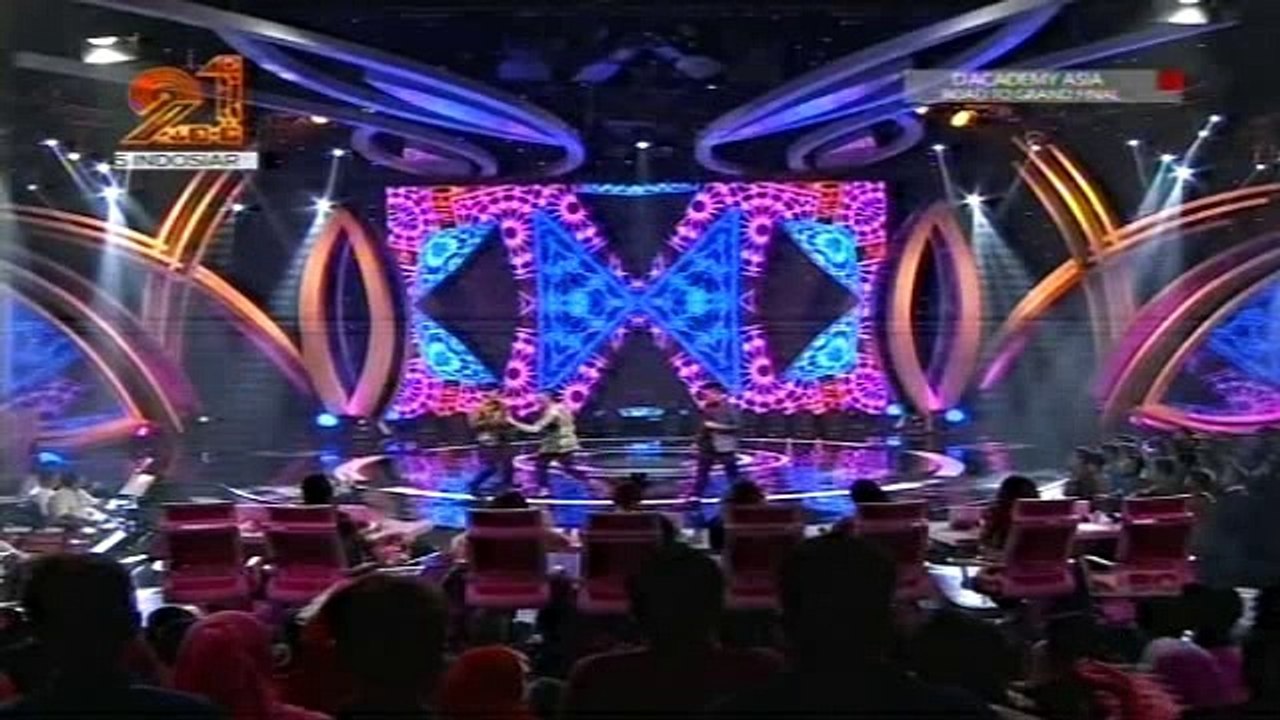 Fitri Hiswaldy Cindai - D'Academy Asia Road To Grand Final 27 Desember 2015