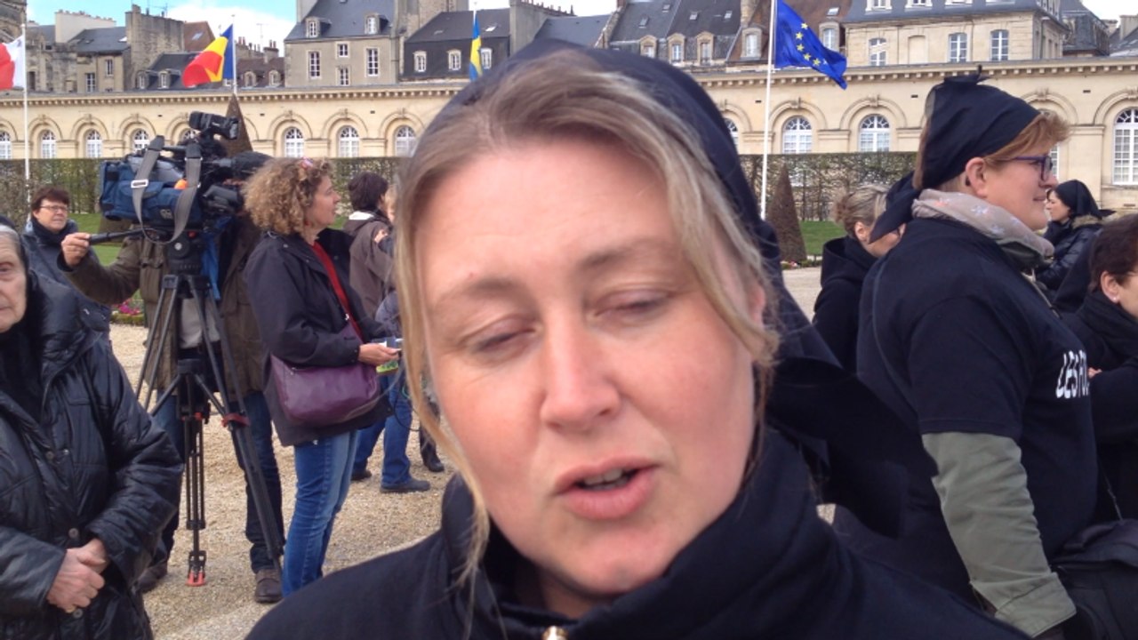 Manifestation des Foulards noirs, des femmes d'agriculteurs