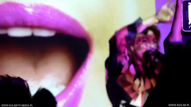 Reni Jusis - Zombi świat [live, 15.04.2016]