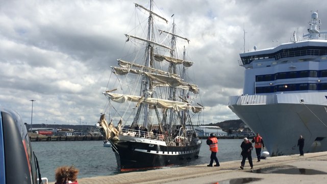 L'arrivée du Belem dans le port de Cherbourg