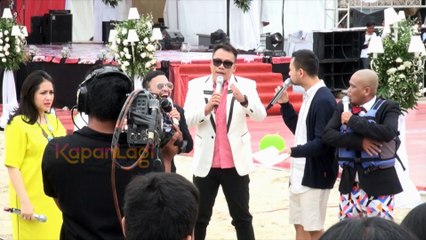 Manajeman Artis Vicky Prasetyo Dipenuhi Cewek-Cewek Seksi