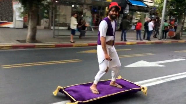 ALADDIN MAGIC CARPET PRANK-Top Funny Videos-Top Prank Videos-Top Vines Videos-Viral Video-Funny Fails
