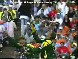 SHOAIB AKHTAR 4 out on 25run VS INDIA 2004