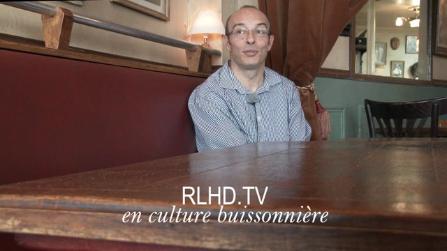 REGARD 389 - Tout s'accélère. Entretien avec le réalisateur - RLHD.TV