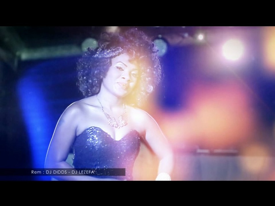 black nadia   (vetson'ny mahatsiaro)