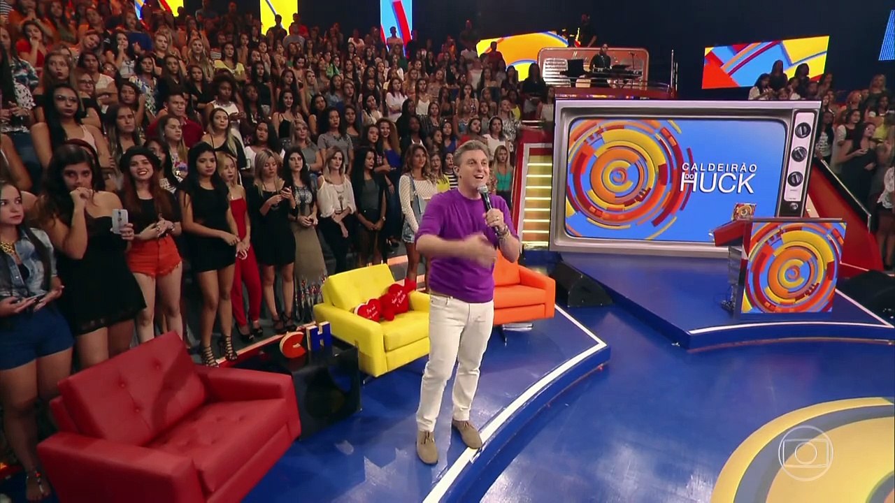 Luan Santana canta "Café com Leite" no Caldeirão do Huck