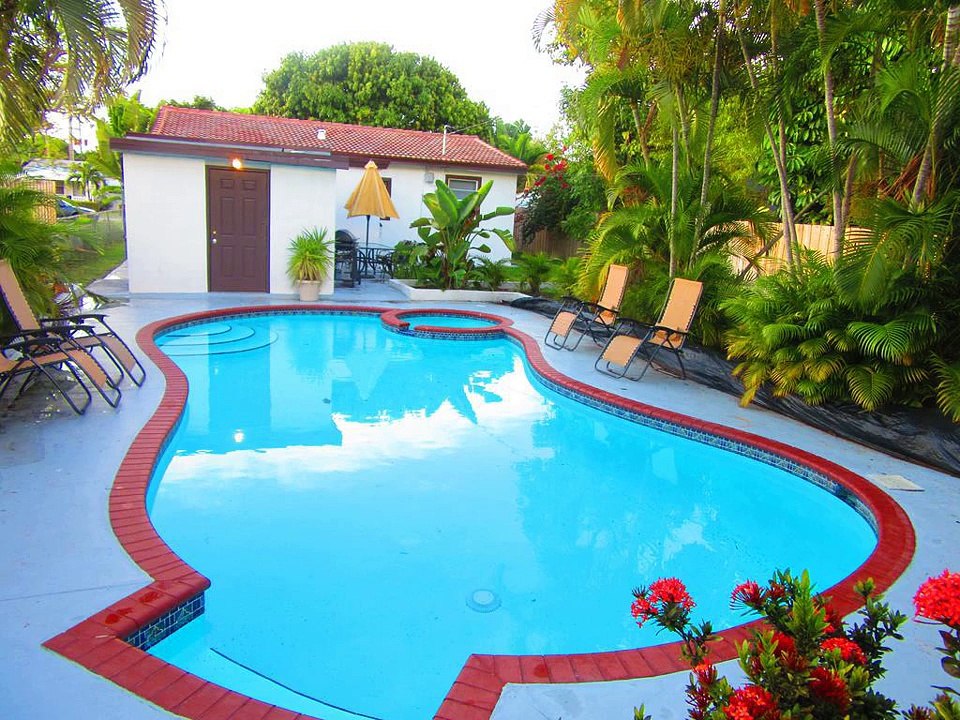 Hollywood Holiday Home in Hollywood FL