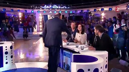 Pierre Gattaz - On n'est pas couché - 16 avril 2016 #ONPC part 1/2