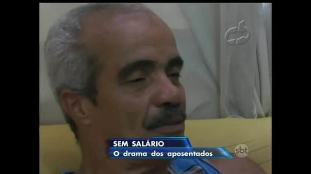 Endividado, governo do Rio atrasa salário de funcionários públicos