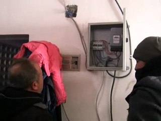 At sırtında kaçak elektrikle mücadele