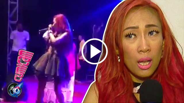 Gara-gara Kematian Irma Bule, Dewi Sanca Dilarang Tampil dengan Ular - Cumicam 17 April 2016