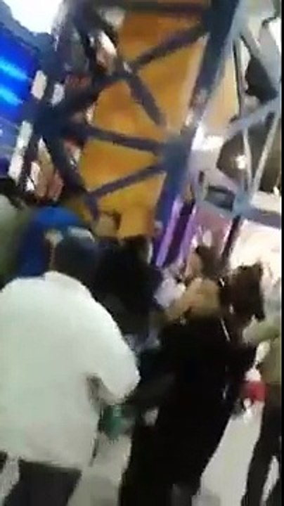 Earthquake in Ecuador 7.8 Temblor in Quito, Ecuador - 16 04 2016