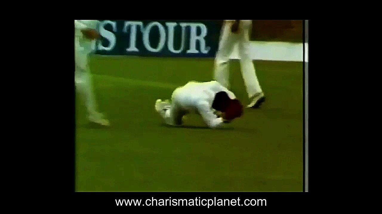 Wasim Bari Two Stunning Catch