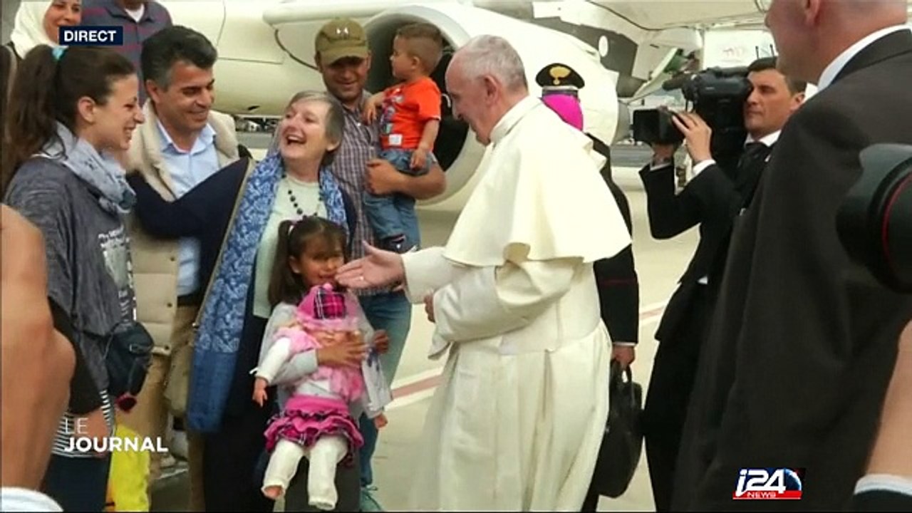 Le Pape François rentre de Lesbos avec 12 réfugiés syriens