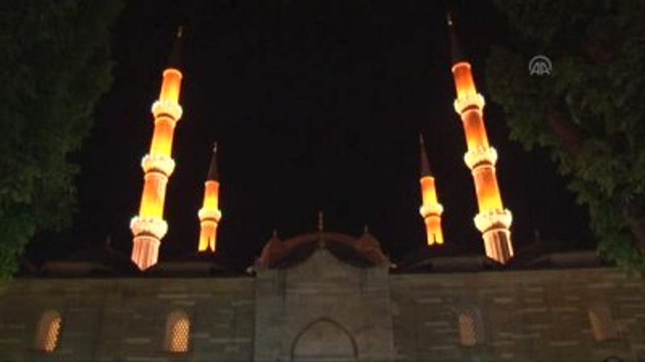 Diyanet İşleri Başkanı Görmez Selimiye'de Sabah Namazını Kıldırdı