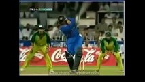 Wasim Akram Majestically bowled Arevinda De Silva in a Crucial Stage of Match1