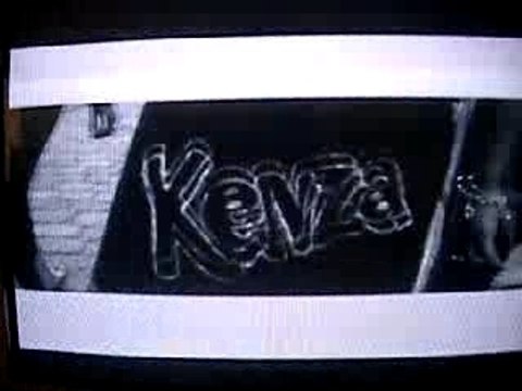 Pub pour l'album de Kenza Farah >Authentik< sur M6