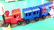 Peppa Pig Train Station Construction Set Duplo Lego Spiderman saves George Pig with Daddy Pig