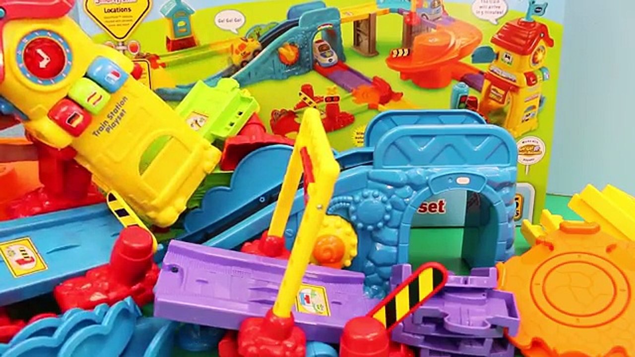 Disney Cars Mater and Lightning McQueen V-Tech Train Station Go Go Smart Wheels Review