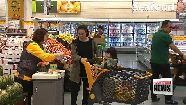 Korean retailers greet warming trend with special sales events