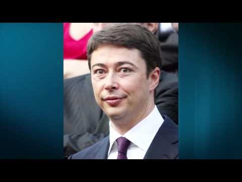 Report TV - Izet Haxhia: Sali Berisha në zi pas paktit me FBI, po i vjen ora