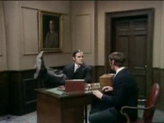 Le ministère des démarches débiles