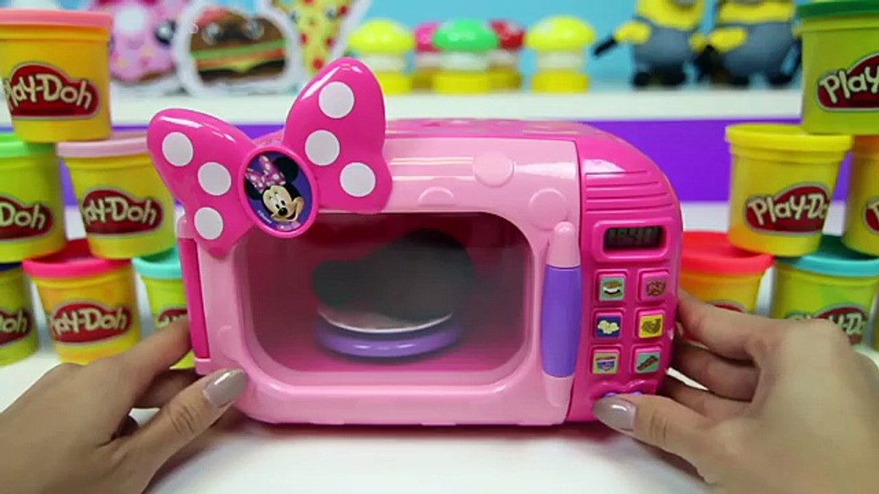 Pretend Play Doh Cooking with Minnie Mouse Marvelous Microwave Playset Play-Doh Desserts & Food!