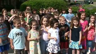St. Stephen's Lutheran Church - Preschoolers releasing butterflies.