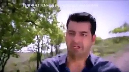 Kemali Pasi Te Merr Vesh Qe Bahari Eshte Hidhur Nga Nje Ndertes