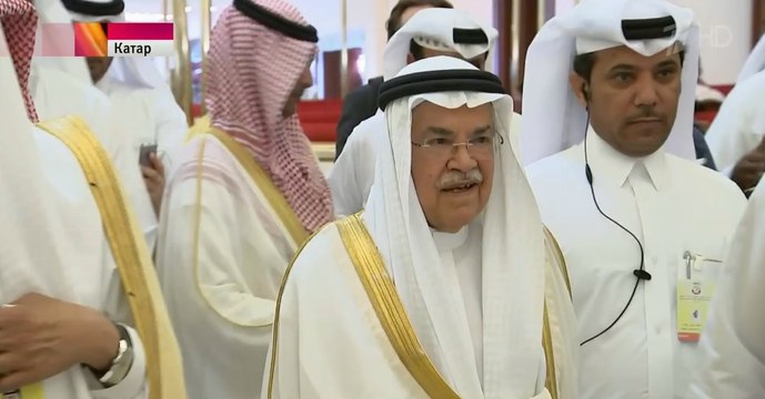 В Катаре страны экспортеры нефти пытаются договориться,чтобы стабилизировать цены.