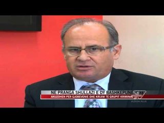 Pranga Shullazit e dy bashkëpunëtoreve të tij - News, Lajme - Vizion Plus