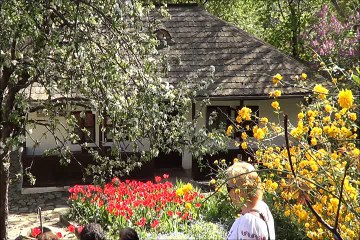 Am făcut astăzi 17 aprilie 2016 un popas la "SĂRBĂTOARE LA BOJDEUCĂ" Ion Creangă-Ediția a 49-a