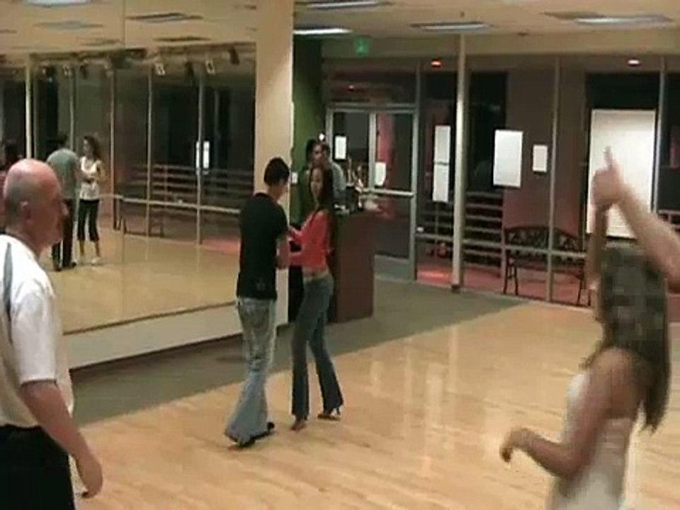 Beginners Salsa Pattern #12