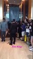 [FANCAM] 160402 APINK (에이핑크) leaving the hotel for Pink Memory Day in Singapore Rehearsal!