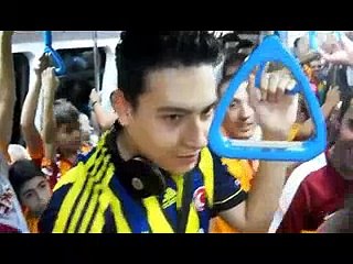 FB'li Taraftar, G.Saraylı Dolu Metroya Binerse