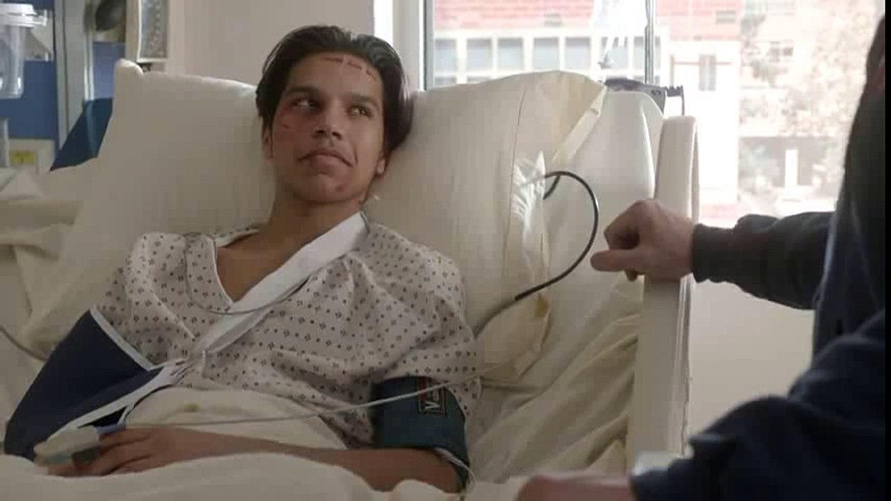 Chicago Fire 4x19 Sneak Peek #2 "I Will Be Walking" - SUB ITA