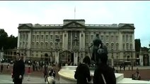 Australia prank outside Buckingham Palace