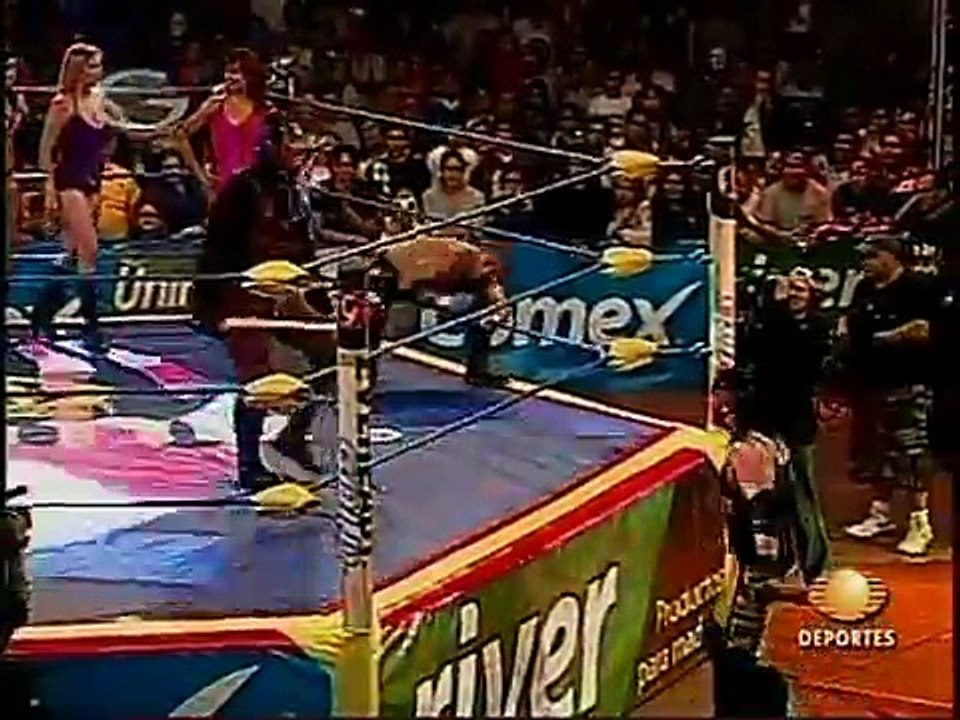 AAA-SinLimite 2009-05-25 Tlaxcala 04 Charly Manson, Rocky Romero & X-Pac vs. La Legion Extranjera