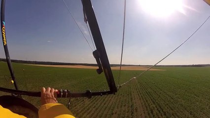 Panne moteur ULM au décollage_Ultralight Engine out after take off, forced landing Kornfeld
