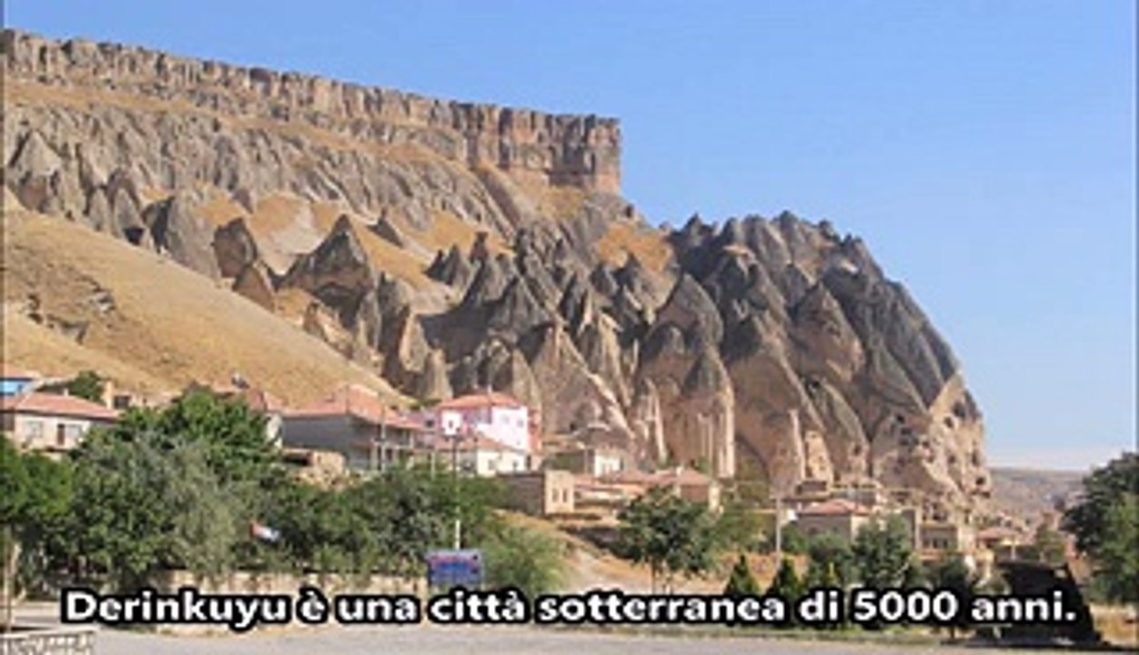 Fa Dei Lavori In Casa E Scopre l'Esistenza Di Un Tunnel Segreto. Guardate Dove Porta... INCREDIBILE!