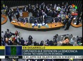 Diputados de Brasil discuten por juicio político a Dilma
