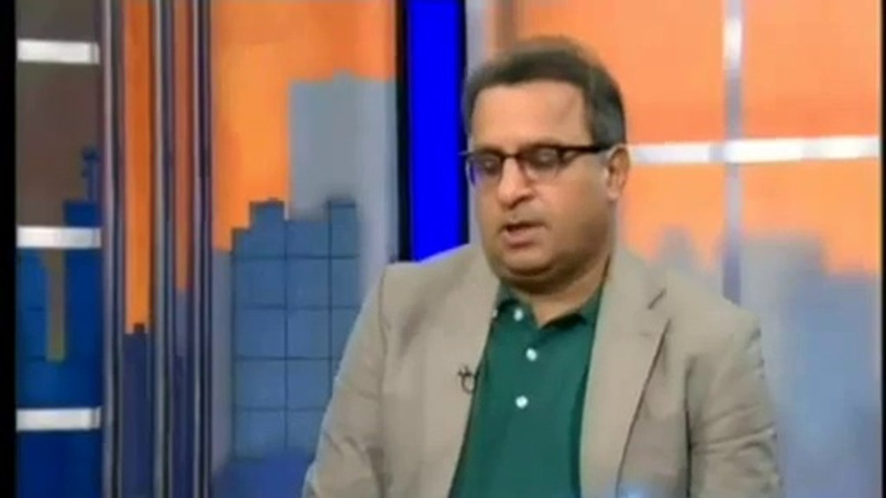 Nawaz Sharif playing his cards righteously - Rauf Klasra