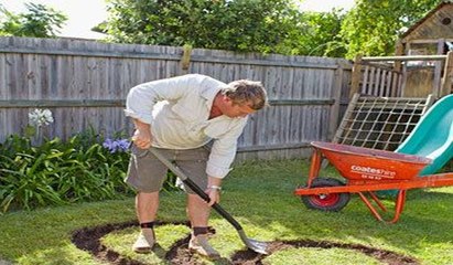 ISKOPAO CUDNU RUPU U VRTU Prvo su mislili da je poludio, a onda ih je sve iznenadio