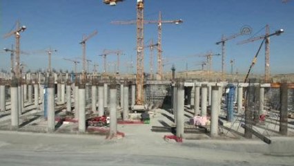 Bakan Yıldırım, 3. Havalimanı İnşaatında İncelemelerde Bulundu