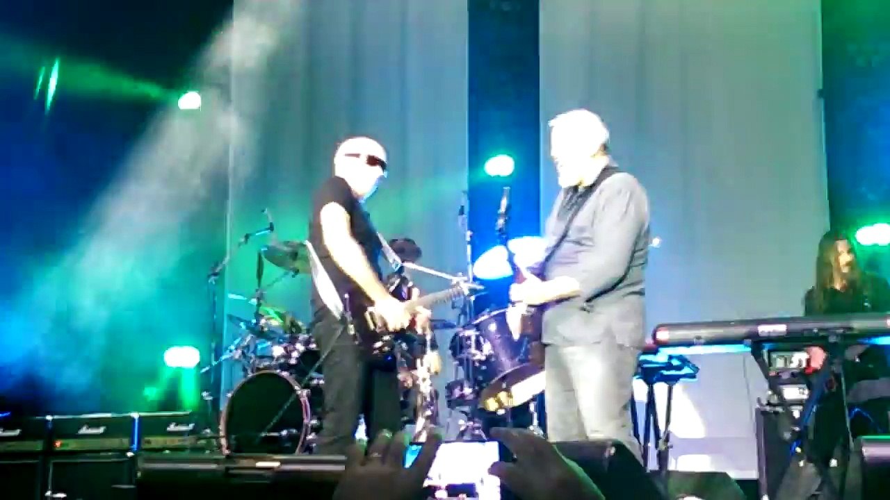 Joe Satriani - 6 @ Bucharest 12.10.2015