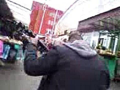 Орловский центральный базар Инвалид поет армейские песни всегда на базаре