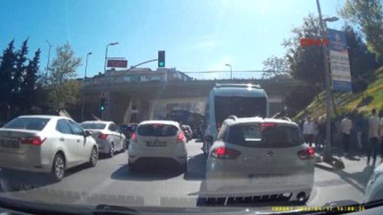 Kadıköy'de Çıldırtan Trafik...