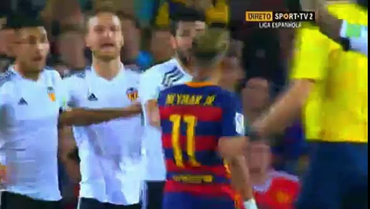 -----------------Not good gesture by neymar----------------